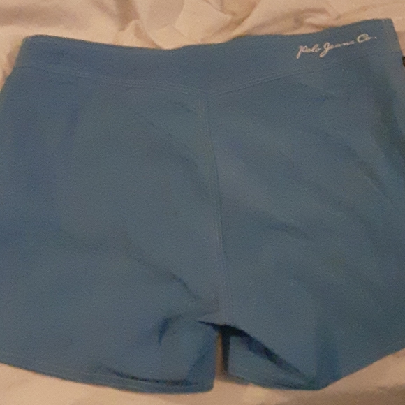Shorts - Picture 2 of 5